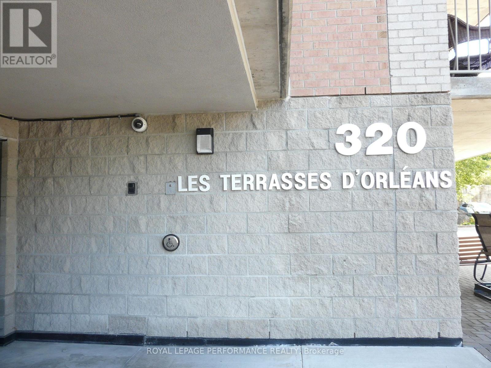 108 - 320 Centrum Boulevard, Ottawa, Ontario  K1E 3X9 - Photo 2 - X13812466