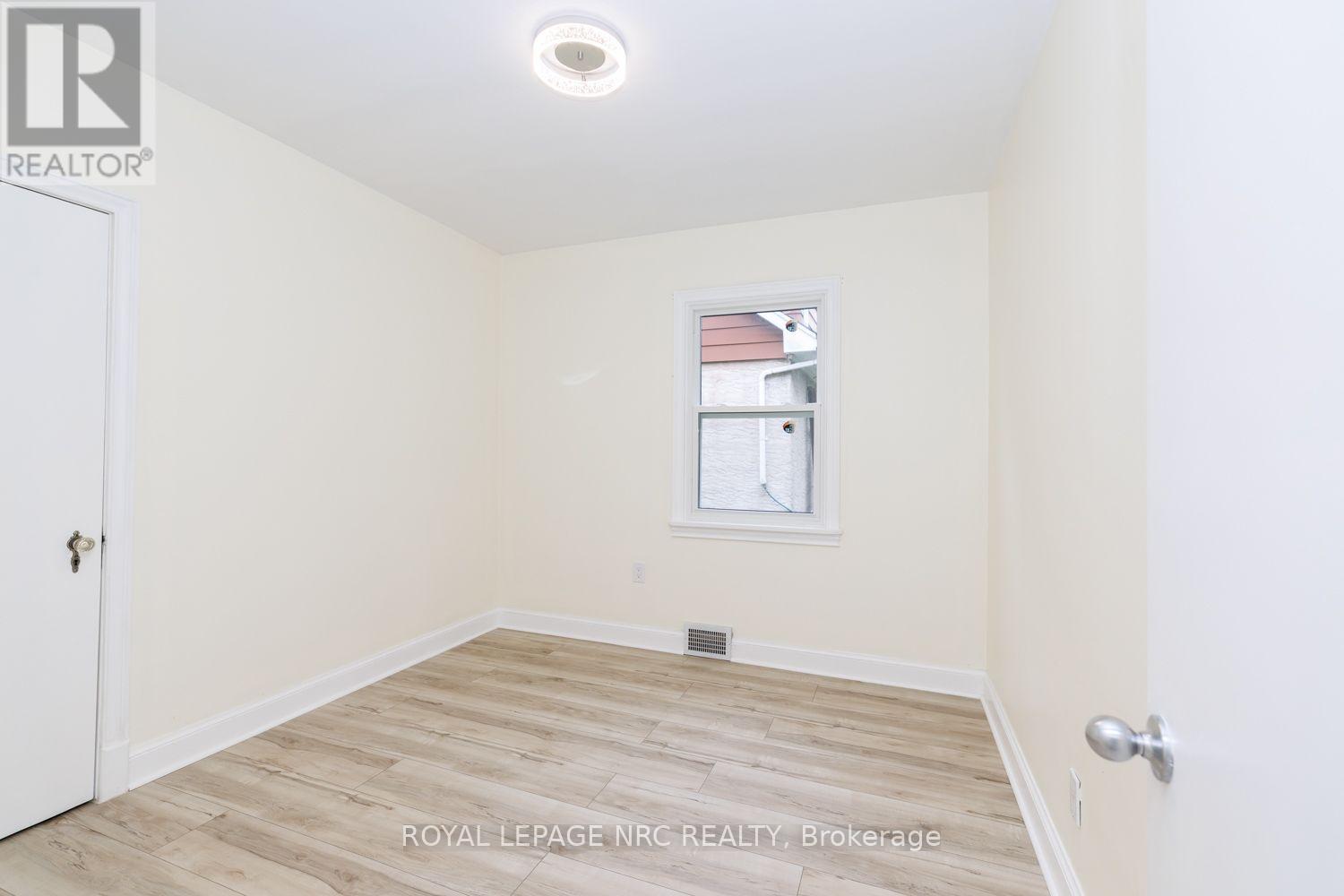 301 Carlton Street, St. Catharines (Fairview), Ontario L2N 1C1 - Photo 15 - X13812434