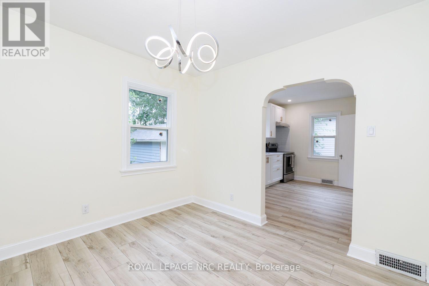 301 Carlton Street, St. Catharines (Fairview), Ontario L2N 1C1 - Photo 9 - X13812434