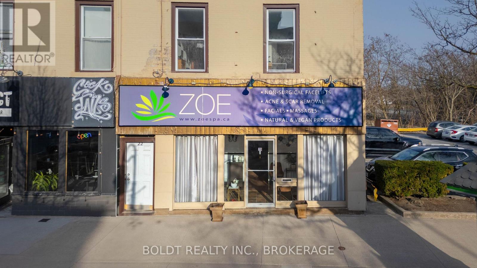 20 St. Paul Street, St. Catharines, Ontario  L2R 3M2 - Photo 1 - X13812506