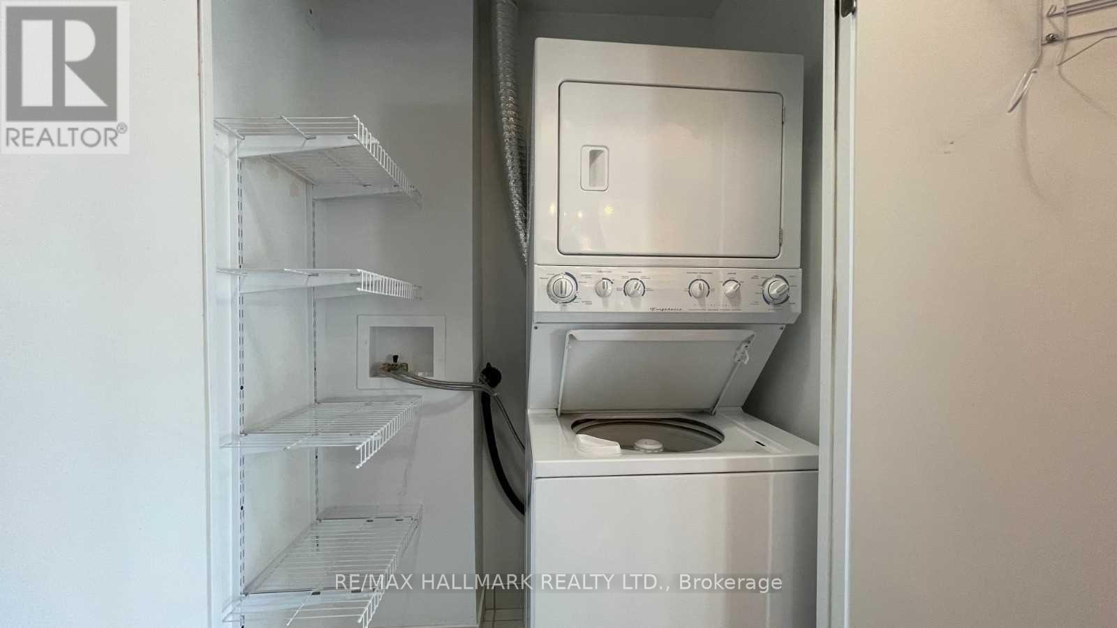 1309 - 33 Lombard Street, Toronto, Ontario  M5C 3H8 - Photo 11 - C13812392