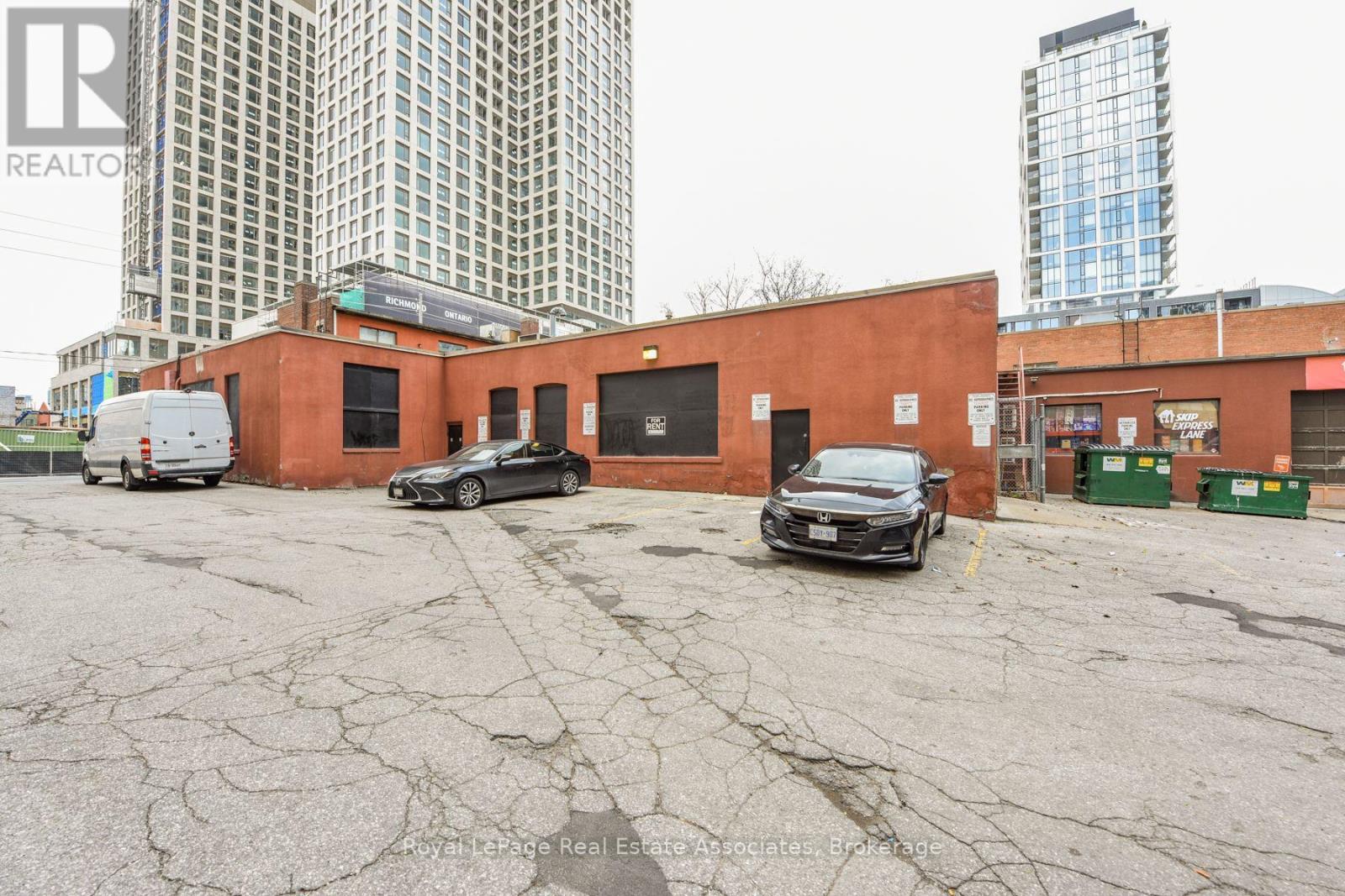381 Richmond Street E, Toronto, Ontario  M5A 1P6 - Photo 8 - C13812416