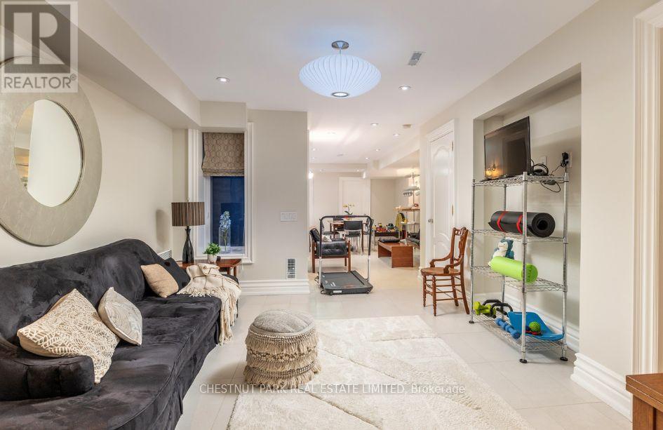 79 Hazelton Avenue, Toronto, Ontario  M5R 2E3 - Photo 26 - C13812422
