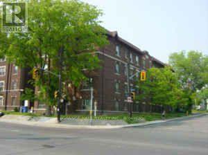 22 - 229 VAUGHAN ROAD
