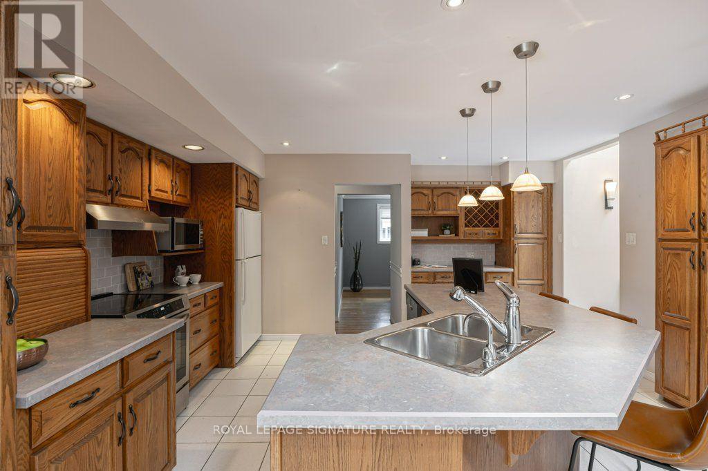 7 Paulander Avenue, Toronto, Ontario  M1C 1W5 - Photo 13 - E13812376