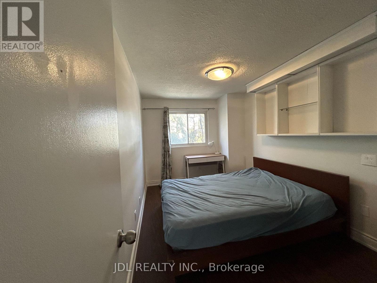 One Bedroom 2nd Floor - 66 Stonehill Cres Crescent, Toronto, Ontario  M1W 2V3 - Photo 4 - E13812400
