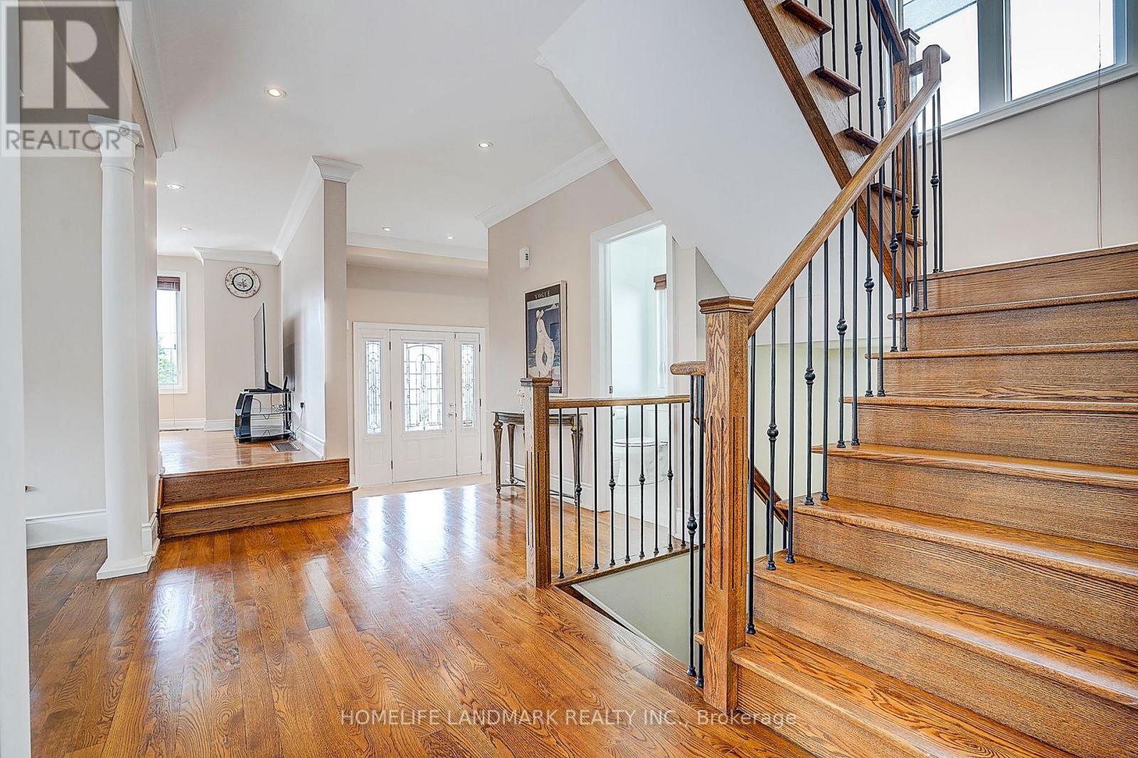 149 Maybourne Avenue, Toronto, Ontario  M1L 2W7 - Photo 15 - E13812494