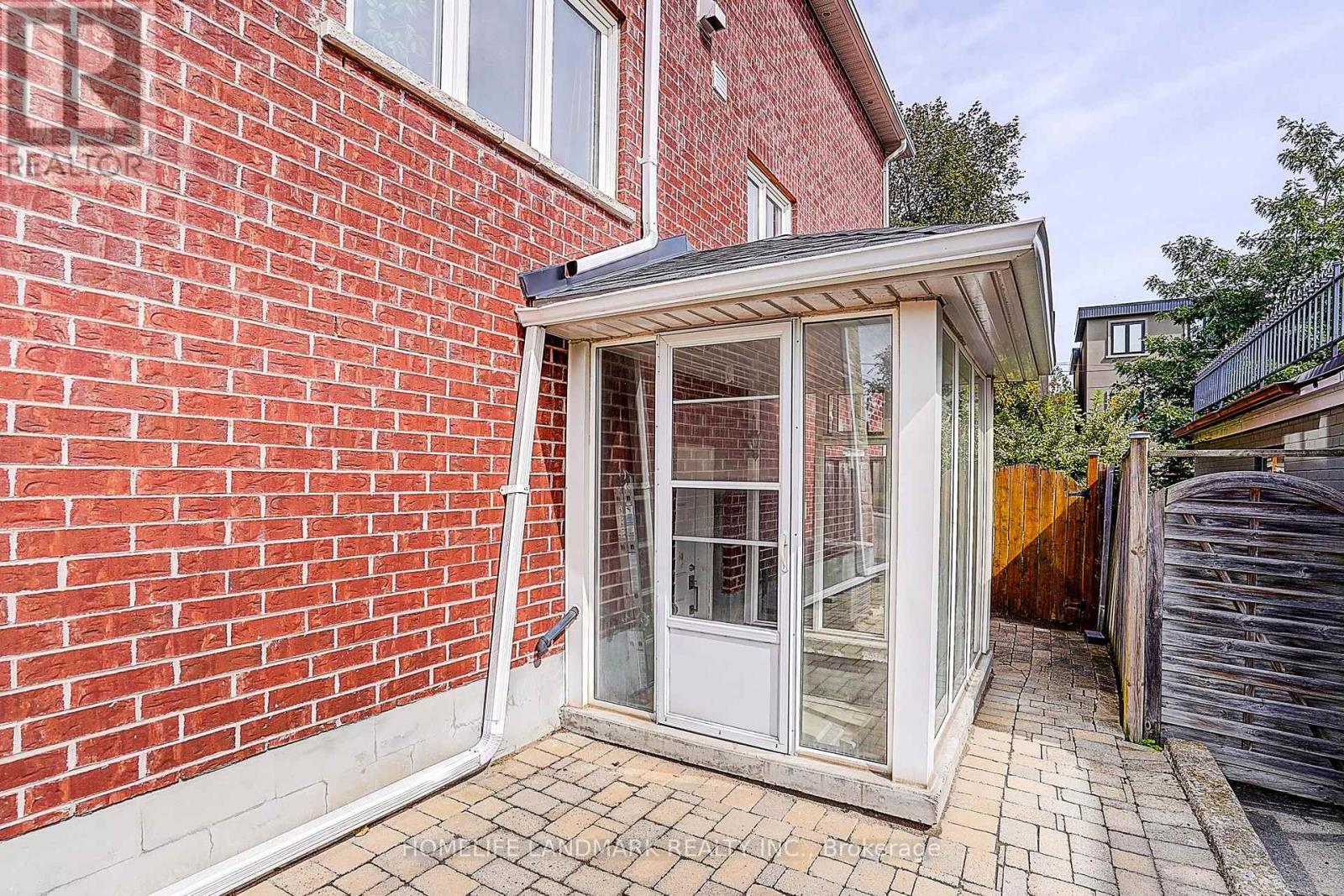 149 Maybourne Avenue, Toronto, Ontario  M1L 2W7 - Photo 37 - E13812494