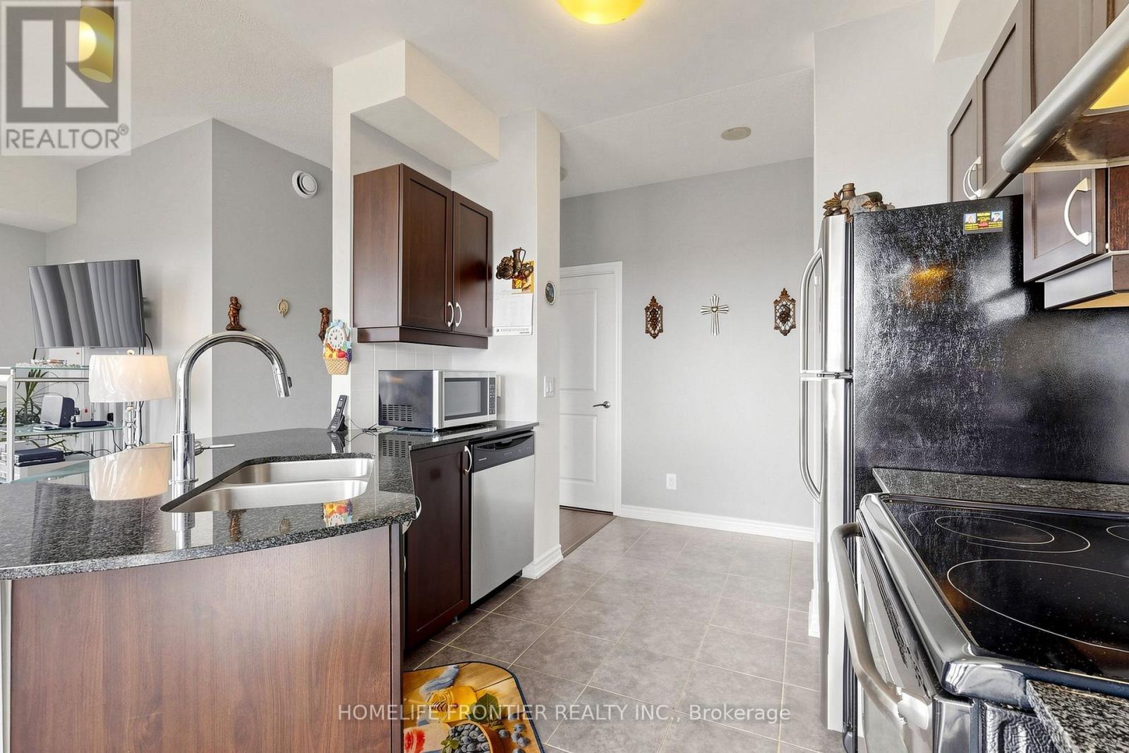 602 - 7730 Kipling Avenue, Vaughan, Ontario  L4L 1Y9 - Photo 13 - N13812380