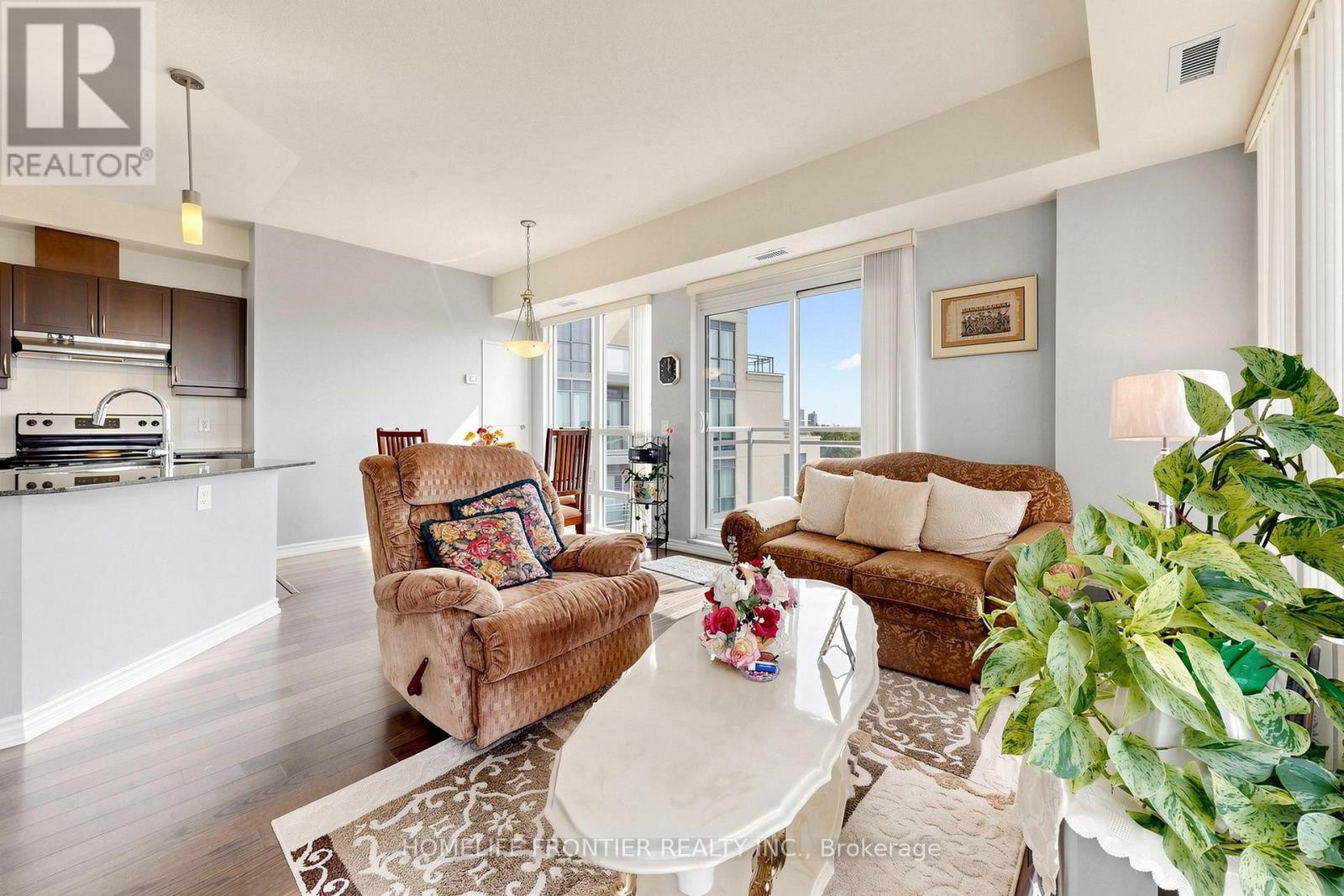 602 - 7730 Kipling Avenue, Vaughan, Ontario  L4L 1Y9 - Photo 7 - N13812380