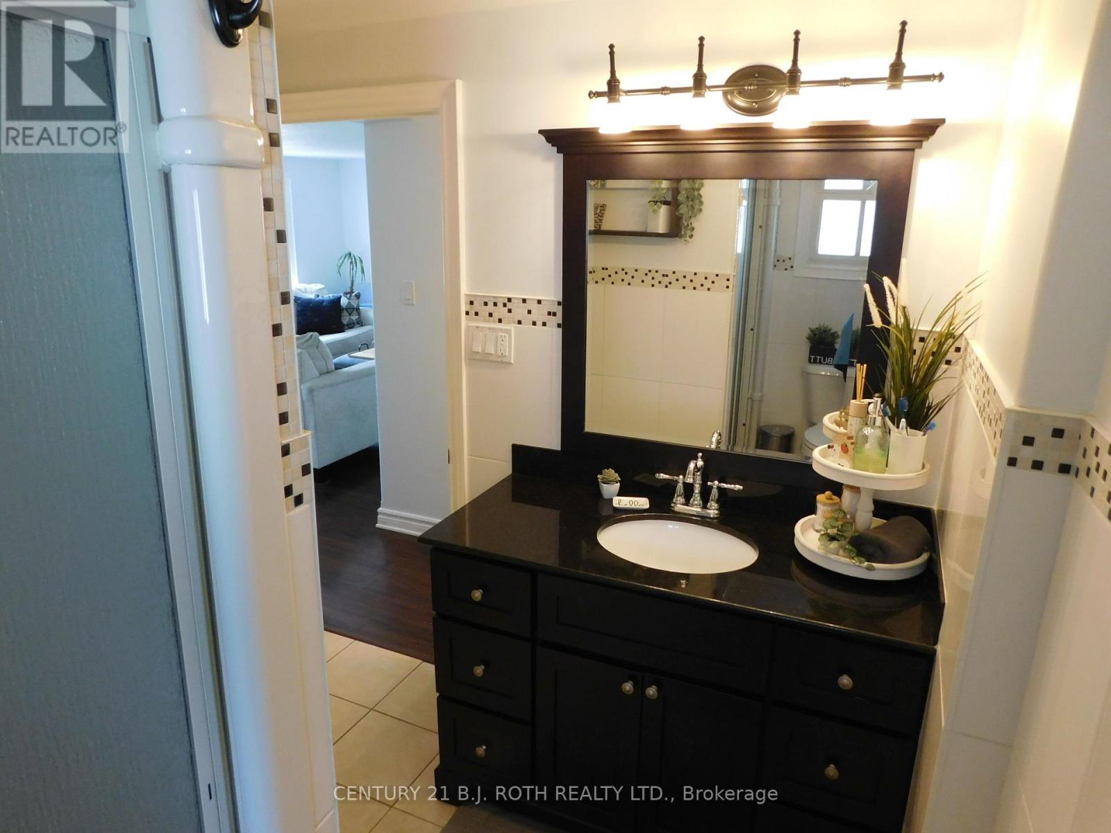 402 West Street, Tay, Ontario  L0K 2A0 - Photo 30 - S13812446