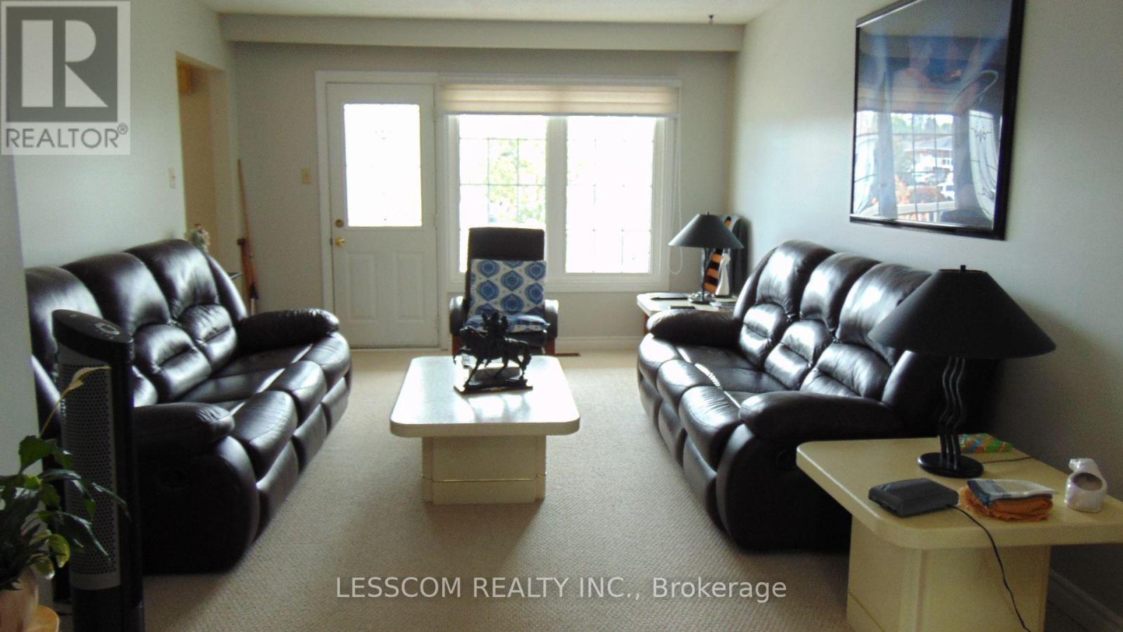 335 Royal Salisbury Way, Brampton, Ontario  L6V 3G4 - Photo 9 - W13812402