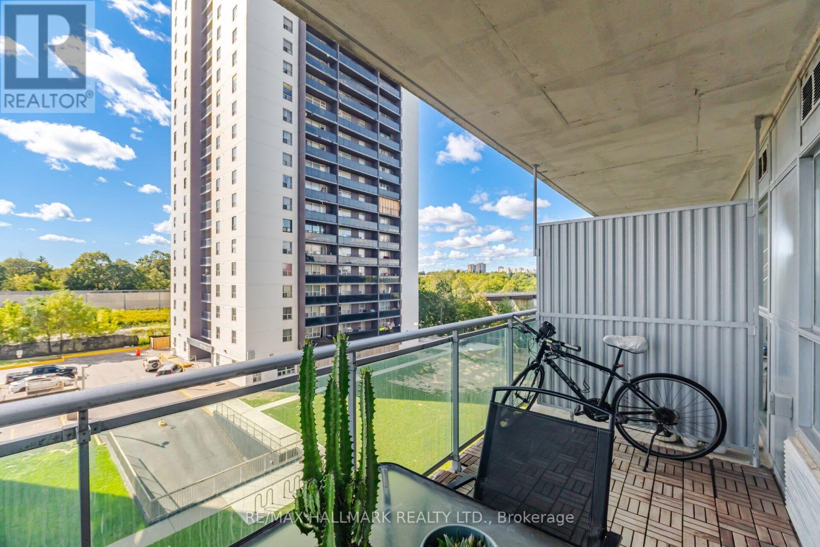 505 - 2464 Weston Road, Toronto, Ontario  M9N 2A2 - Photo 4 - W13812424