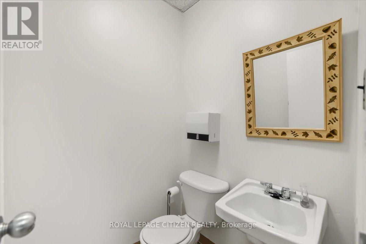202 - 3530 Derry Road E, Mississauga, Ontario  L4T 4E3 - Photo 13 - W13812510