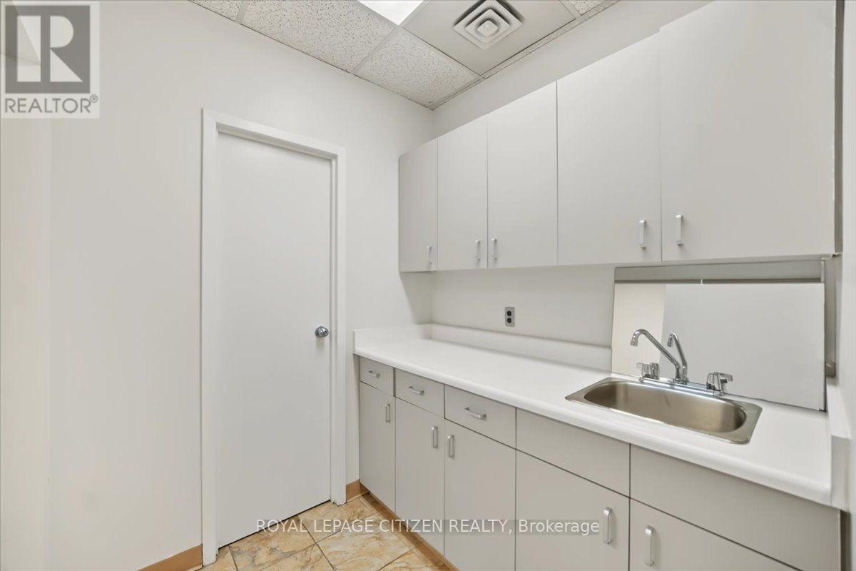 202 - 3530 Derry Road E, Mississauga, Ontario  L4T 4E3 - Photo 16 - W13812510