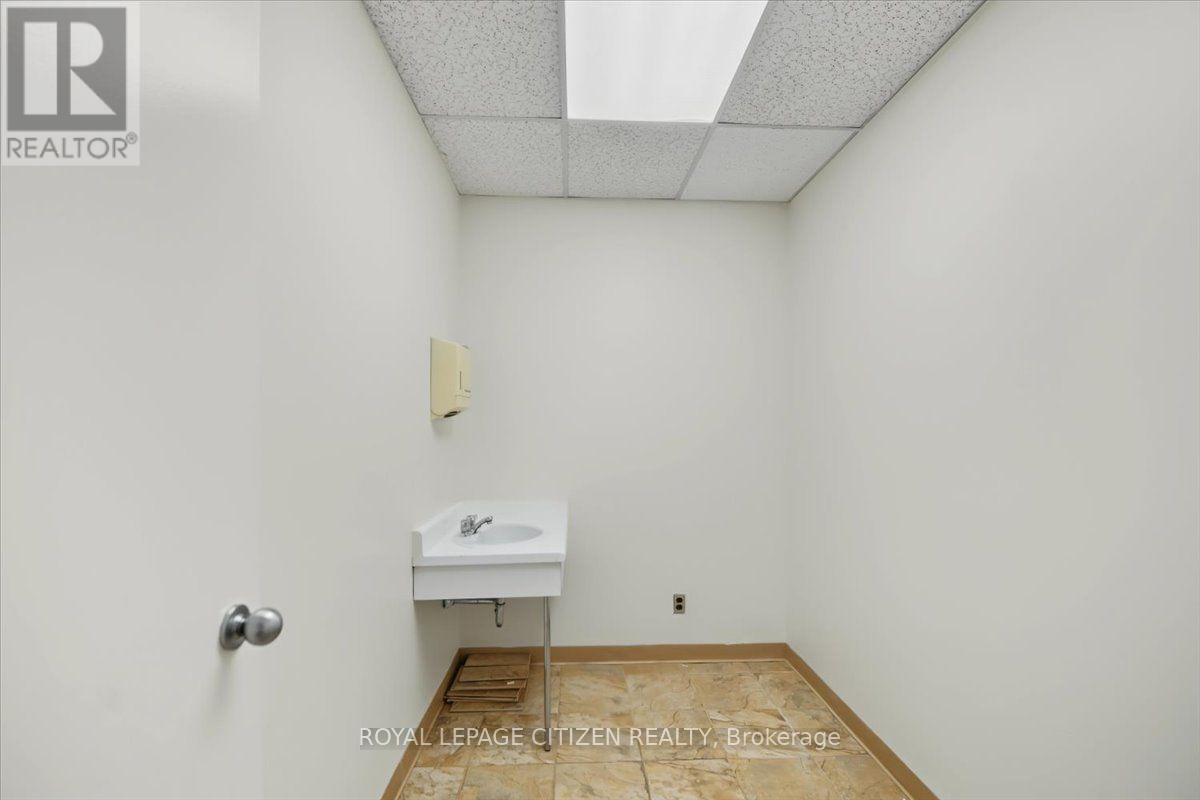 202 - 3530 Derry Road E, Mississauga, Ontario  L4T 4E3 - Photo 20 - W13812510