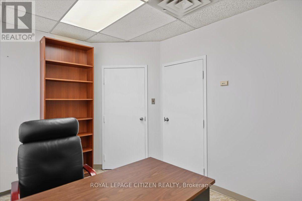 202 - 3530 Derry Road E, Mississauga, Ontario  L4T 4E3 - Photo 24 - W13812510