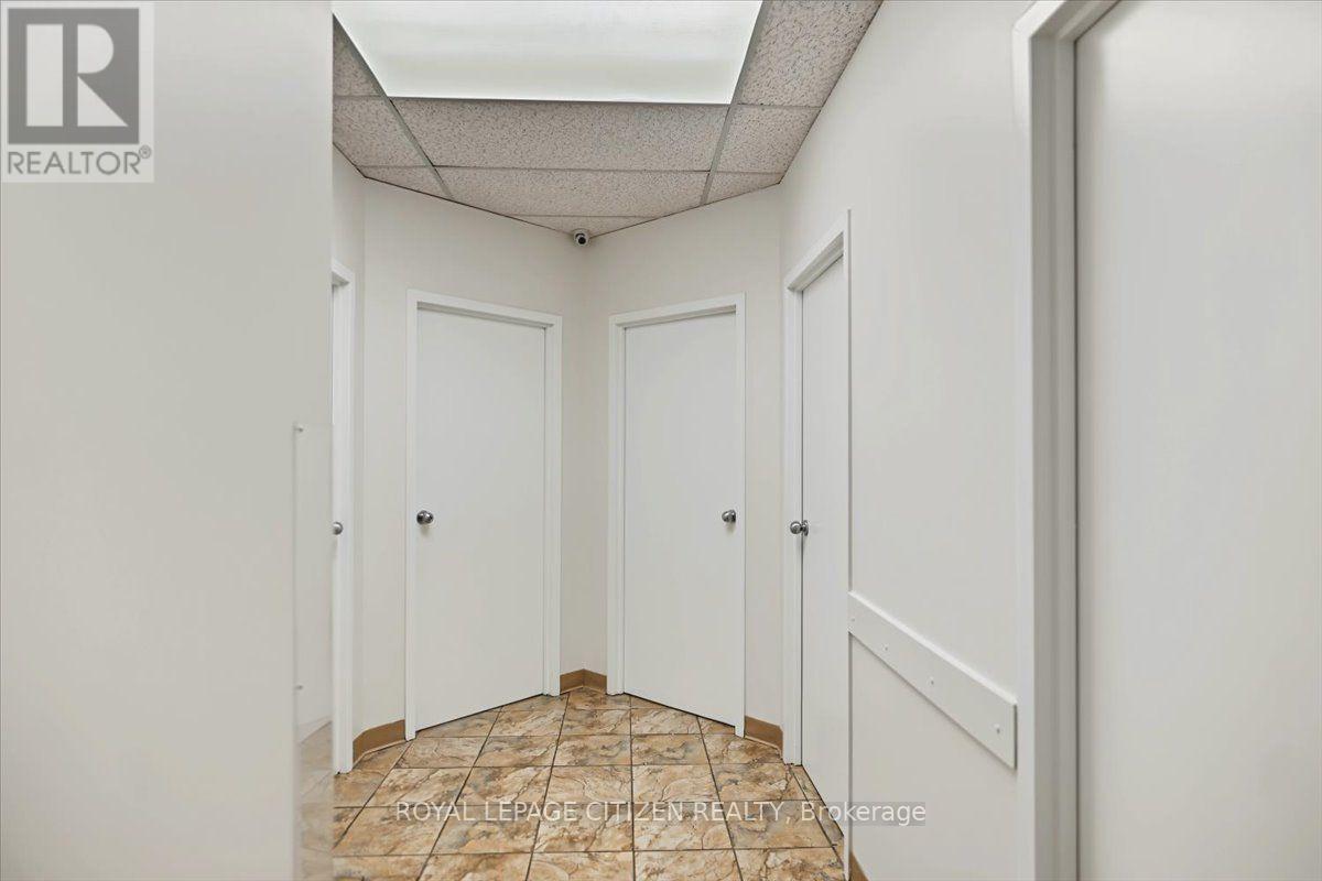 202 - 3530 Derry Road E, Mississauga, Ontario  L4T 4E3 - Photo 6 - W13812510