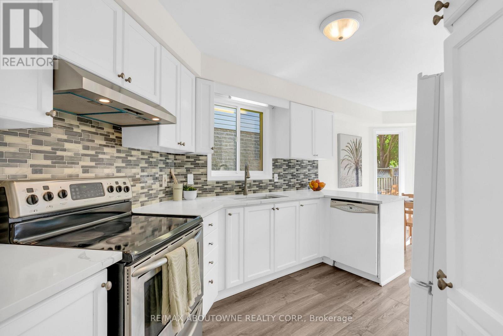 87 Houghton Street, Cambridge, Ontario  N3C 4L2 - Photo 13 - X13812474