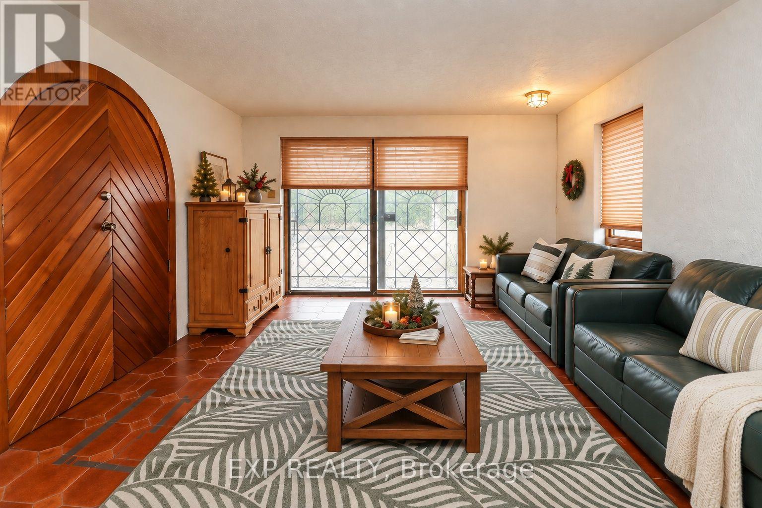 104 Kinsey Place, Blue Mountains, Ontario  L9Y 0R4 - Photo 6 - X13783988