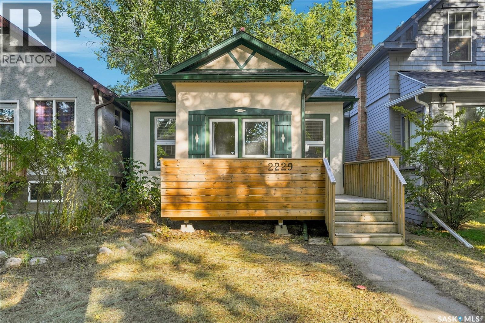 2229 Garnet Street, Regina, Saskatchewan  S4T 3A1 - Photo 1 - SK049007