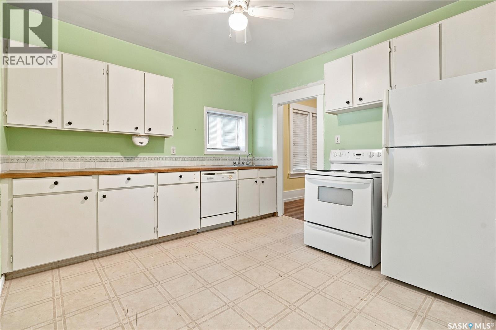 2229 Garnet Street, Regina, Saskatchewan  S4T 3A1 - Photo 8 - SK049007
