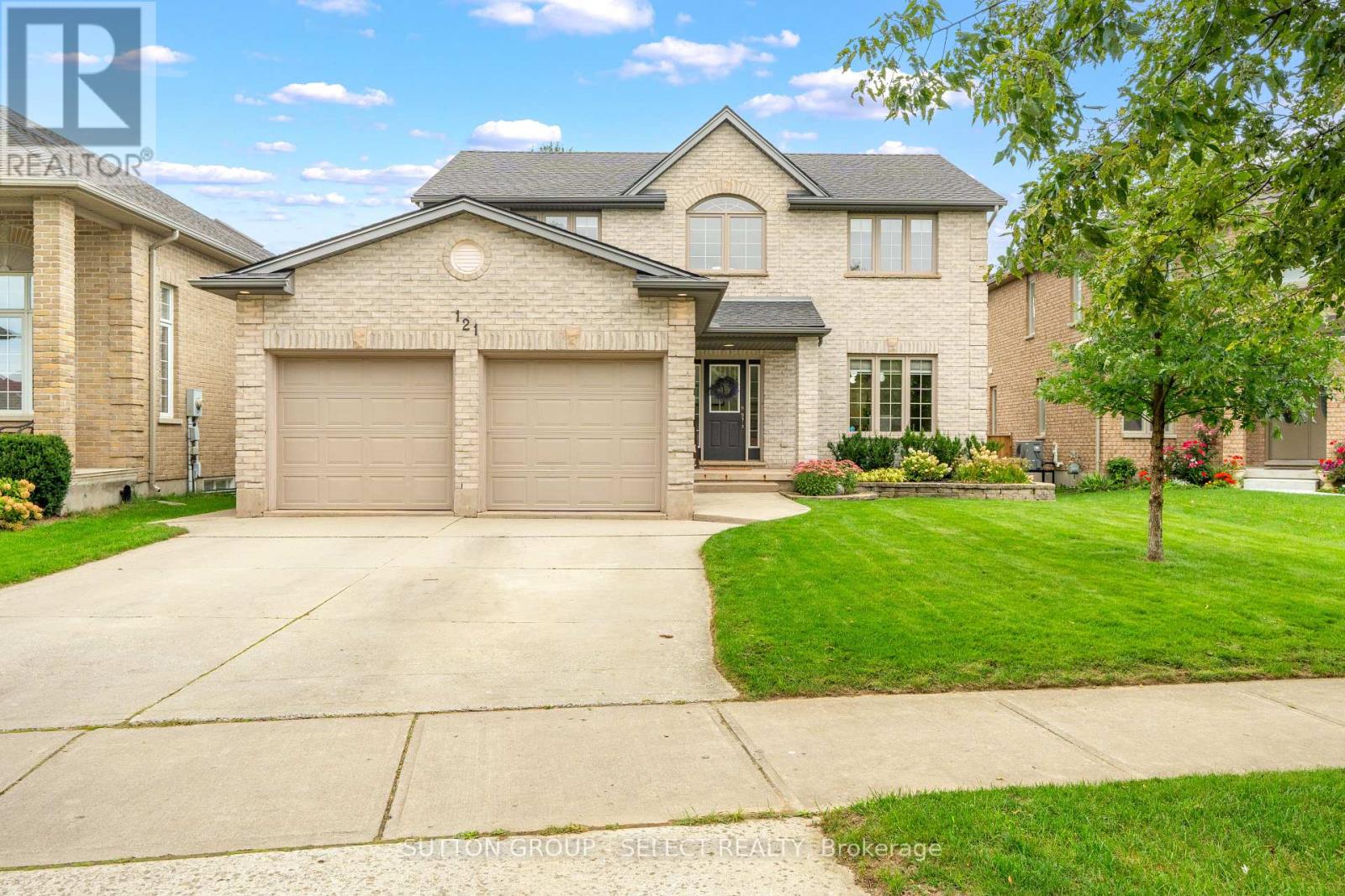 121 TANOAK DRIVE, London North, Ontario