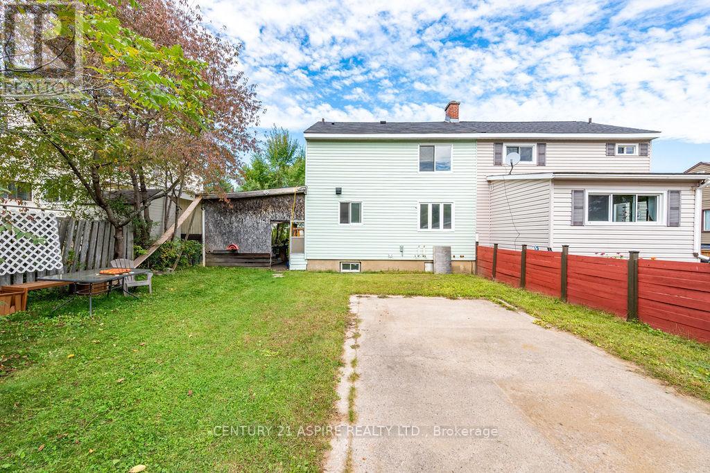 87 Algonquin St Street, Deep River, Ontario  K0J 1P0 - Photo 10 - X13812548
