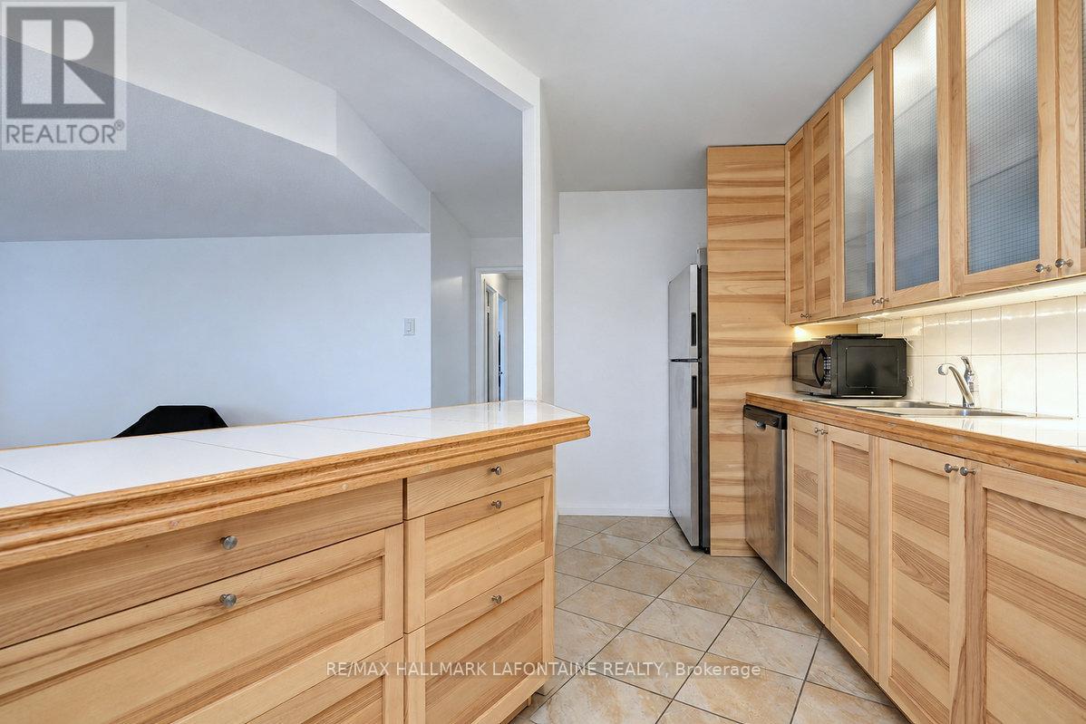 2205 - 1171 Ambleside Drive, Ottawa, Ontario K2B 8E1 - Photo 12 - X13812522