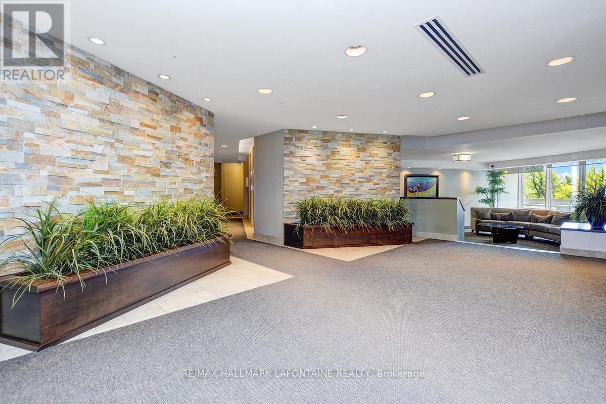 2205 - 1171 Ambleside Drive, Ottawa, Ontario K2B 8E1 - Photo 4 - X13812522