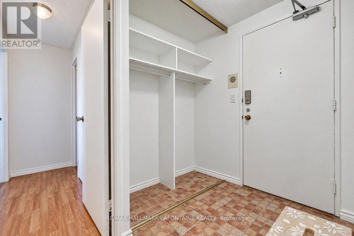 2205 - 1171 Ambleside Drive, Ottawa, Ontario K2B 8E1 - Photo 7 - X13812522