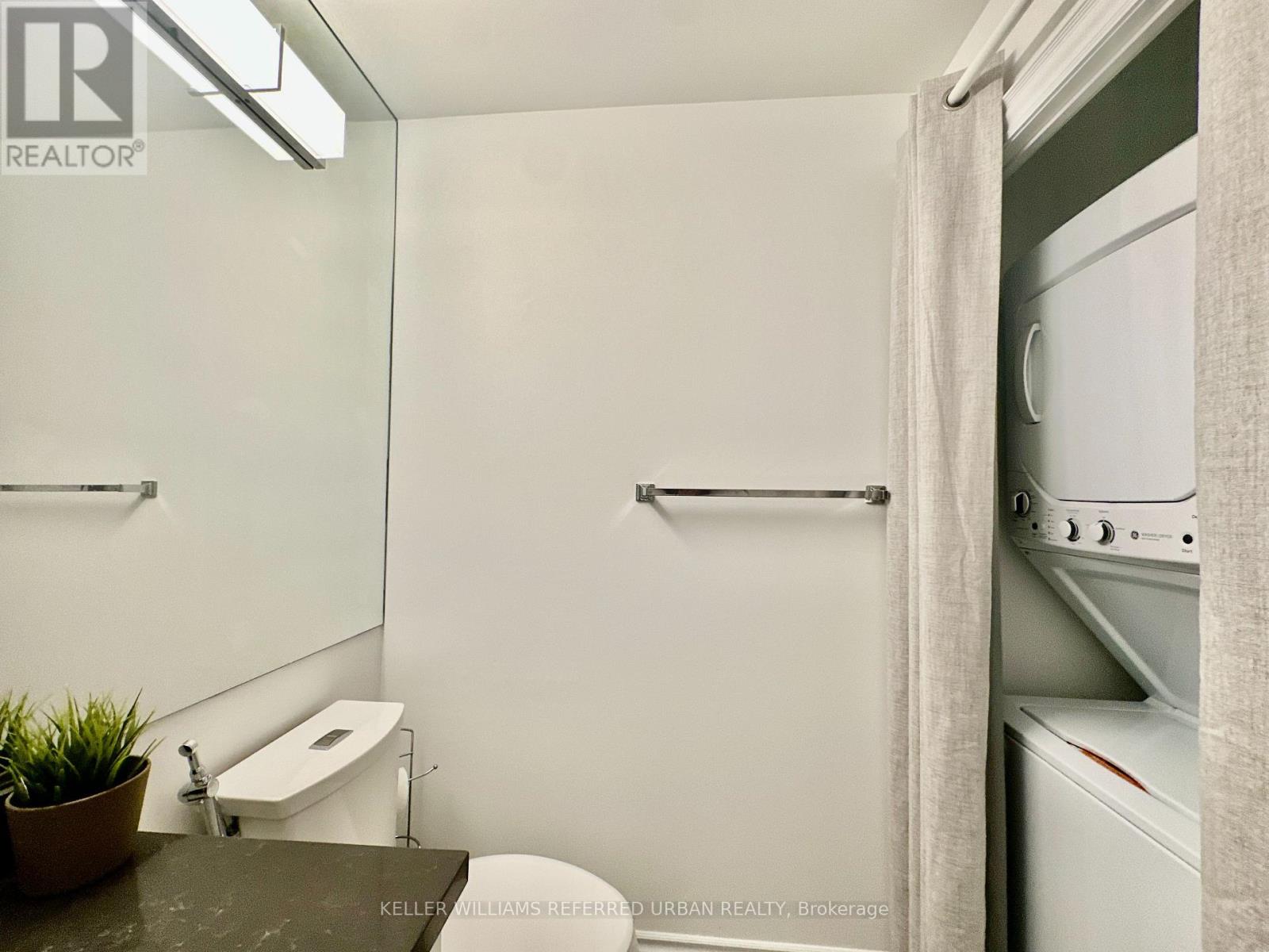 Ph 3705 - 8 Park Road, Toronto, Ontario  M4W 3S5 - Photo 27 - C13812536