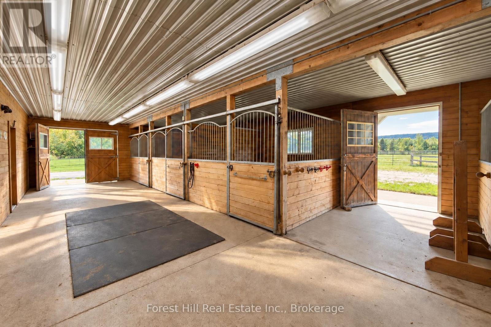2623 Con 10 N Nottawasaga Side Road N, Clearview, Ontario  L9Y 3Y9 - Photo 44 - S13812540