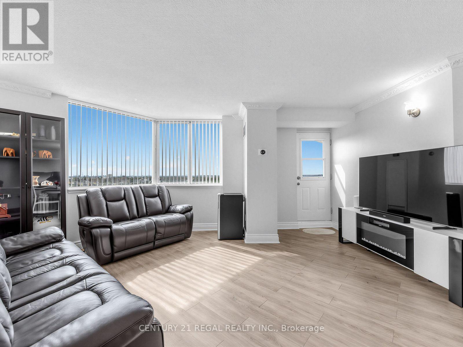 2105 - 234 Albion Road, Toronto, Ontario  M9W 6A5 - Photo 5 - W13812532