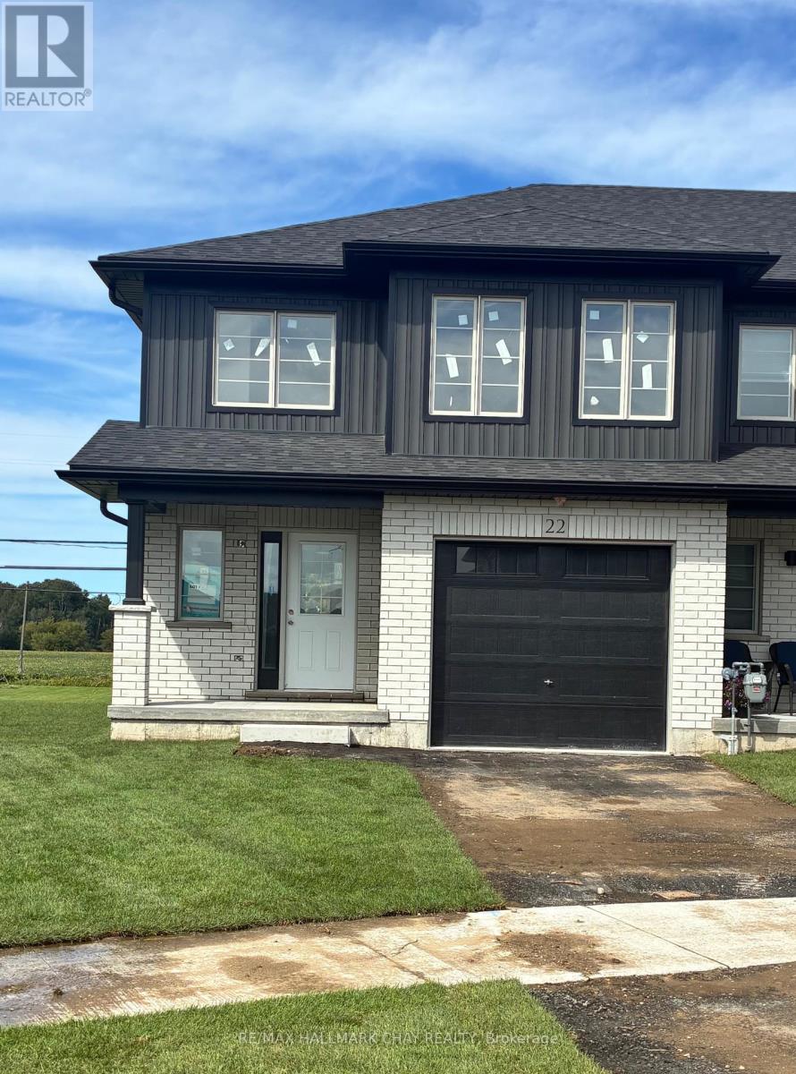 22 STRATH CRESCENT, Springwater, Ontario