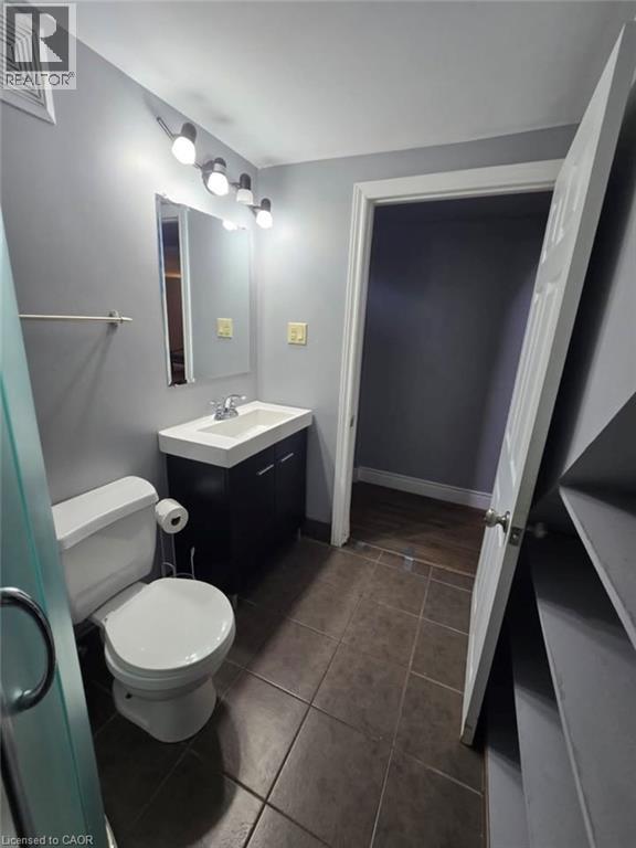 409 Castlegrove Place Unit# Room 4, London, Ontario  N6G 1L1 - Photo 11 - 40865393
