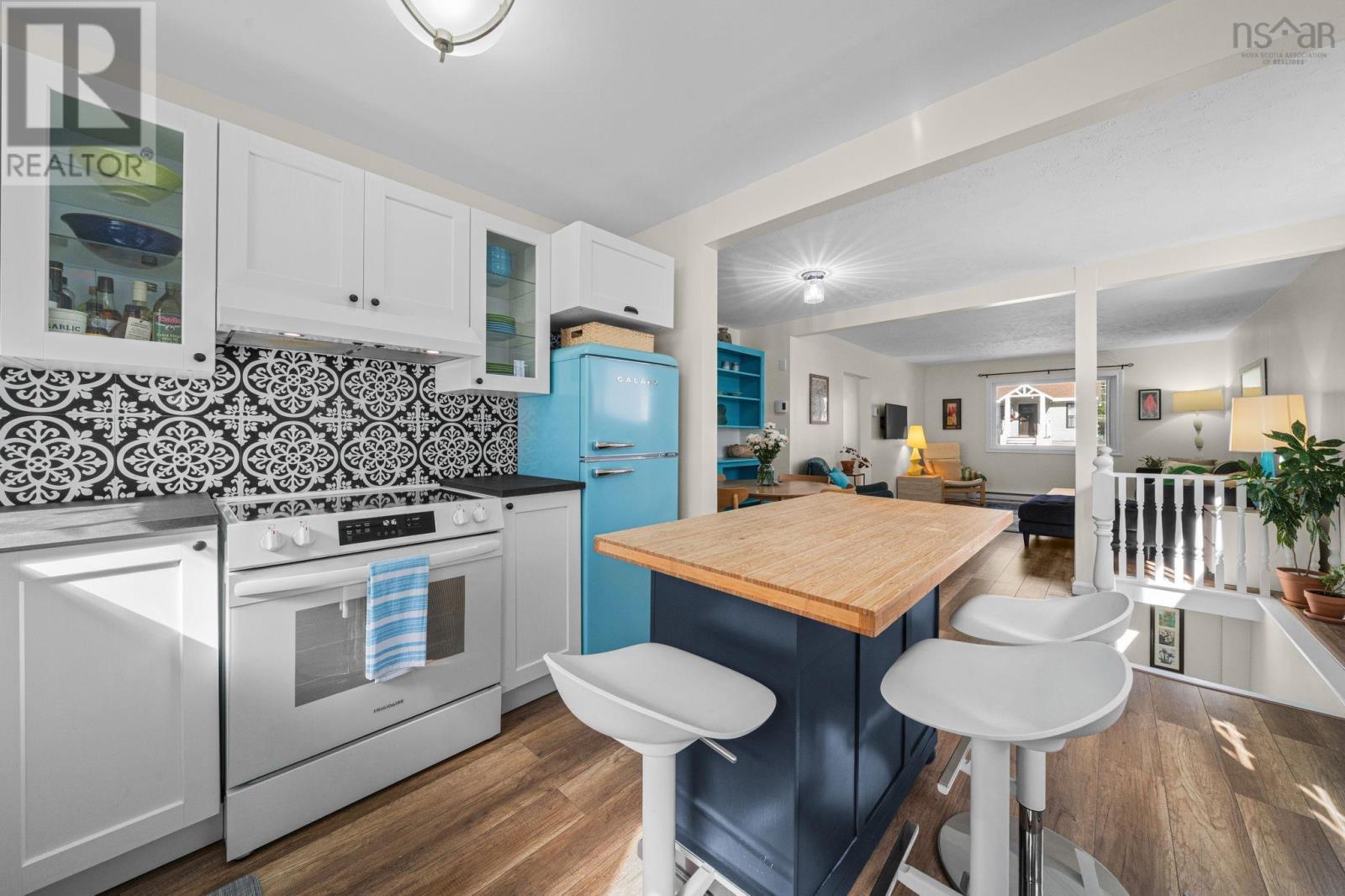 3208 Glendale Road, Halifax, Nova Scotia  B3L 3S3 - Photo 6 - 202623982