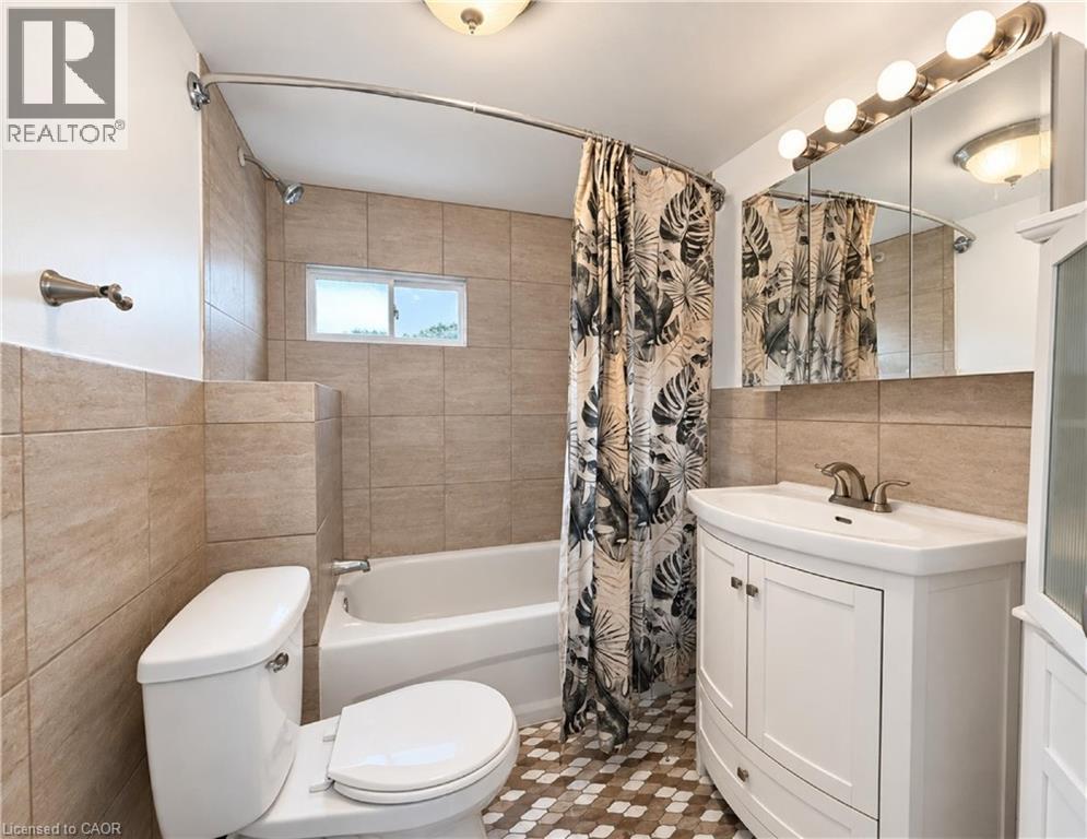 660 Burgess Avenue, Hamilton, Ontario  L8H 6J1 - Photo 16 - 40862398