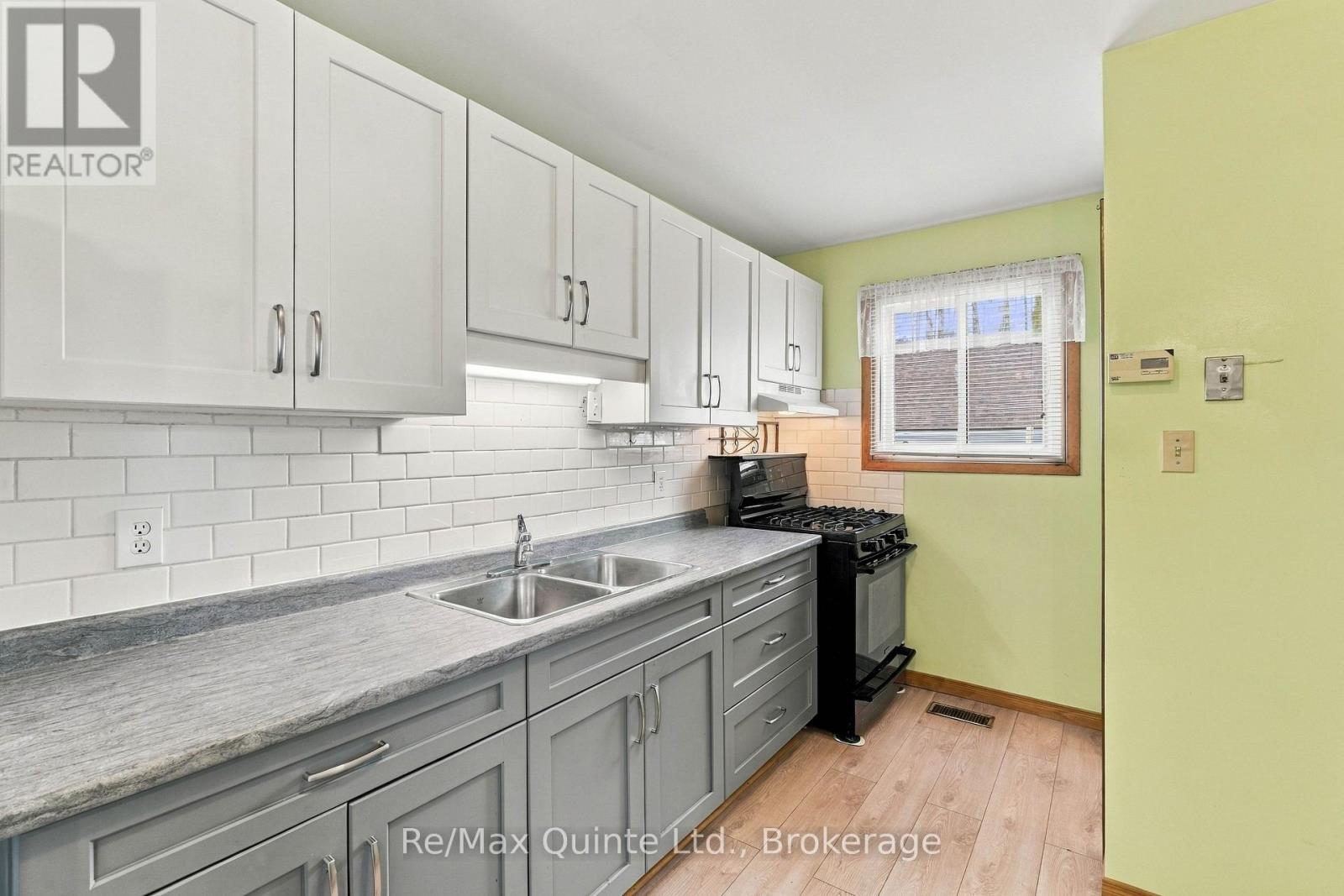 237 Byron Street, Quinte West, Ontario  K8V 2Z2 - Photo 6 - X13812562
