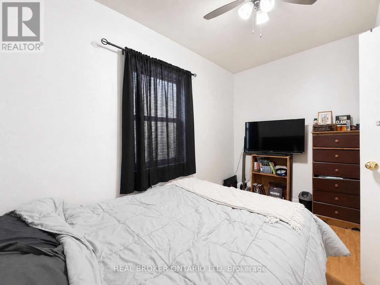 563 South Street S, London East, Ontario  N6B 1C5 - Photo 12 - X13812608
