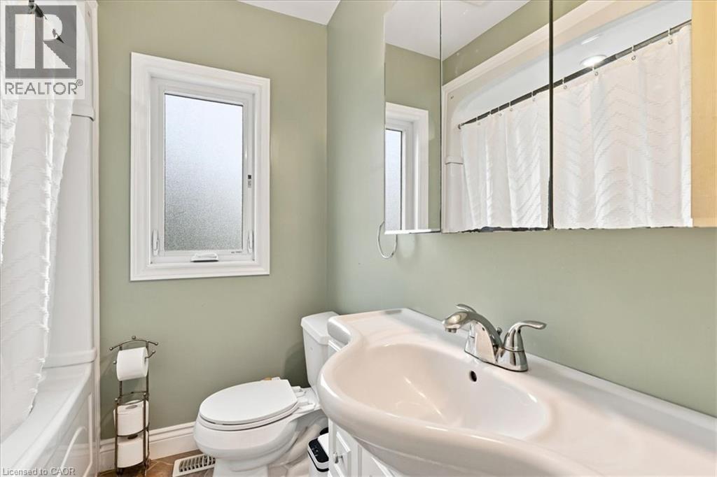233 Mansion Street, Kitchener, Ontario  N2H 2K5 - Photo 15 - 40859767