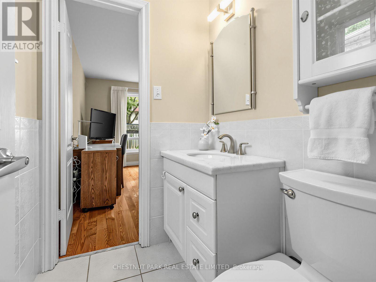 11 Doubletree Road, Toronto, Ontario  M2J 3Z3 - Photo 23 - C13812614
