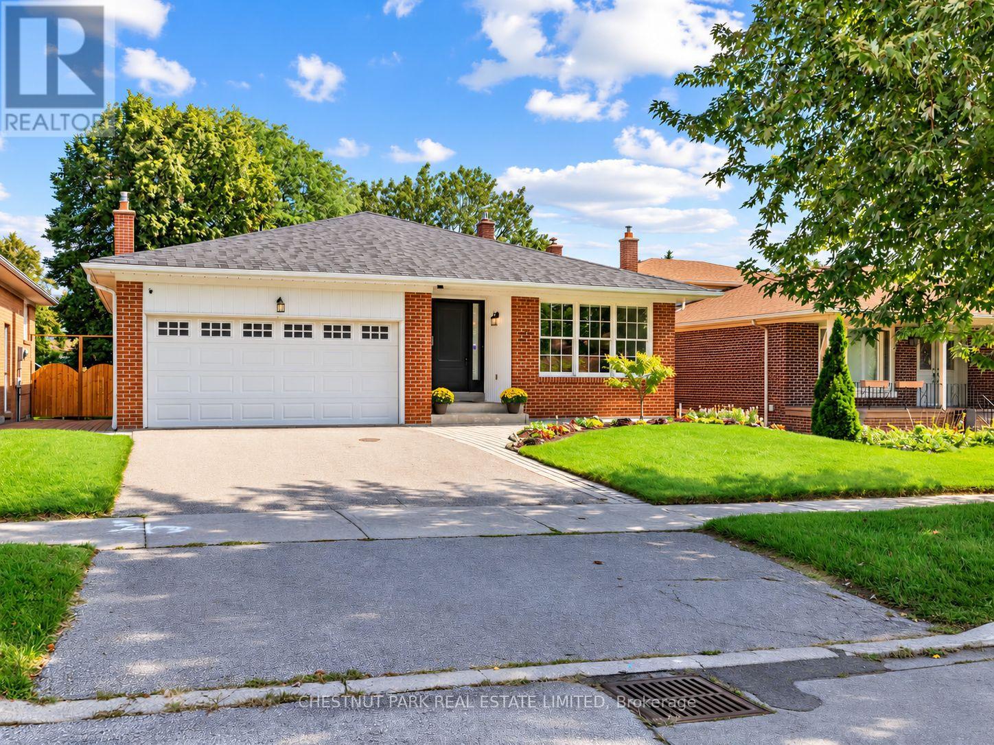 11 Doubletree Road, Toronto, Ontario  M2J 3Z3 - Photo 36 - C13812614
