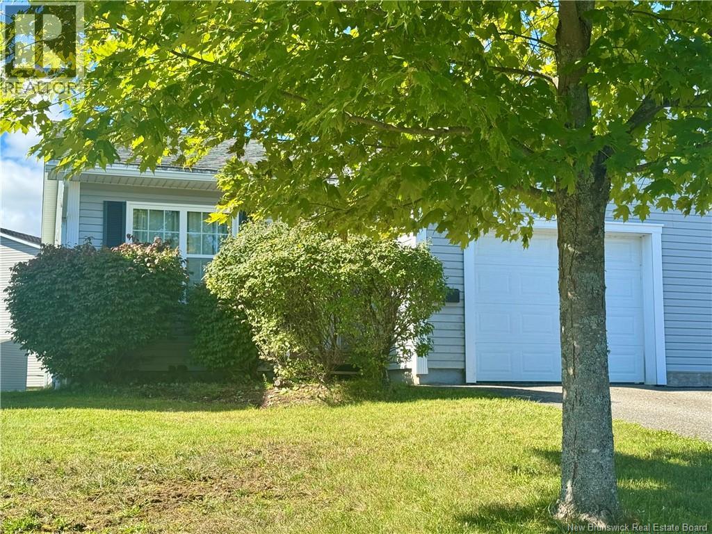 26 Acorn Drive, Saint John, New Brunswick  E2M 7X8 - Photo 2 - NB148206