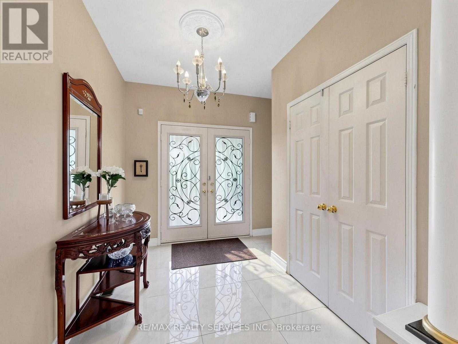127 Russell Jarvis Drive, Markham, Ontario  L3S 4B3 - Photo 5 - N13812570