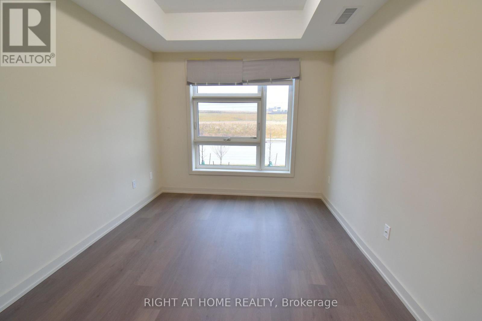217 - 555 William Graham Drive, Aurora, Ontario  L4G 3L1 - Photo 11 - N13812592