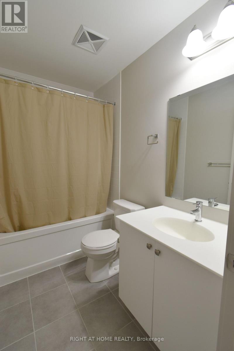 217 - 555 William Graham Drive, Aurora, Ontario  L4G 3L1 - Photo 15 - N13812592