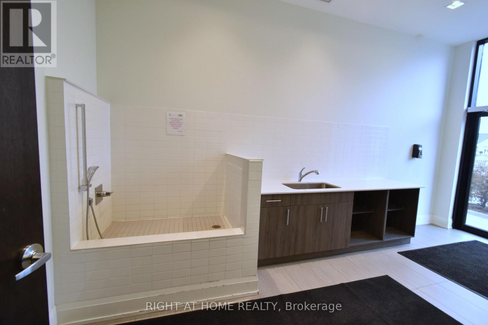 217 - 555 William Graham Drive, Aurora, Ontario  L4G 3L1 - Photo 24 - N13812592