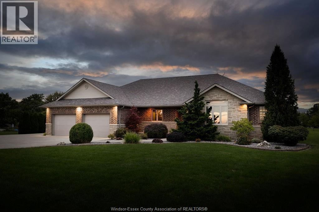 MLS# 26022957: 1352 Tecumseh Rd, Lakeshore, Canada