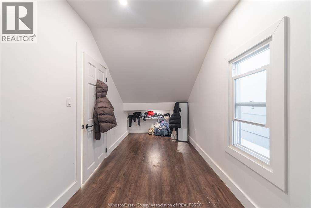 1354 Mckay Avenue, Windsor, Ontario  N9B 2B2 - Photo 19 - 26022906